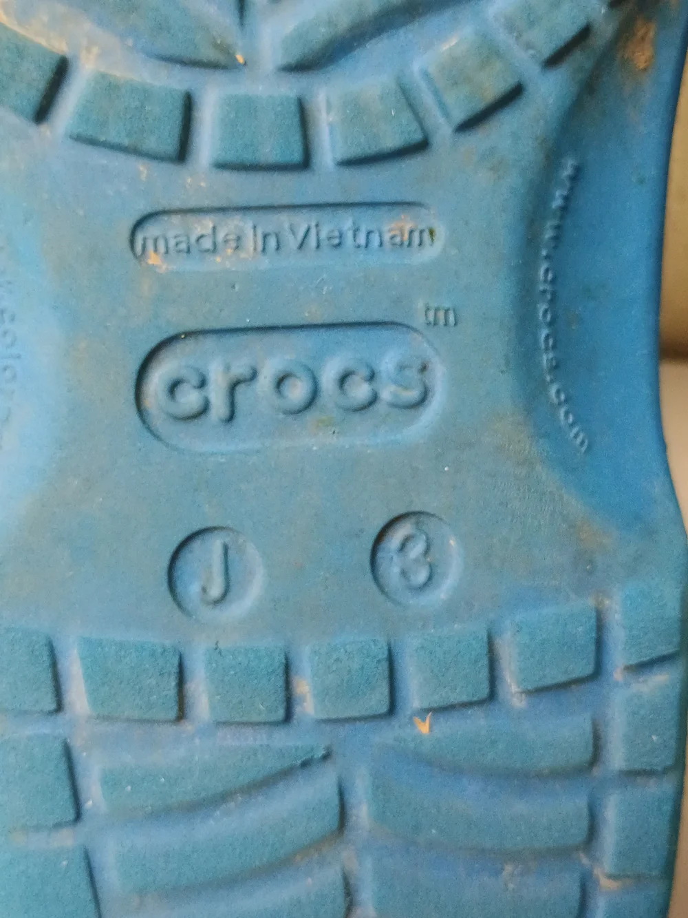 CROCS Junior 3 Blue Classic Clog Sandals